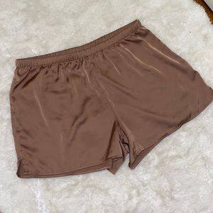 Silk dark beige sleepwear shorts.